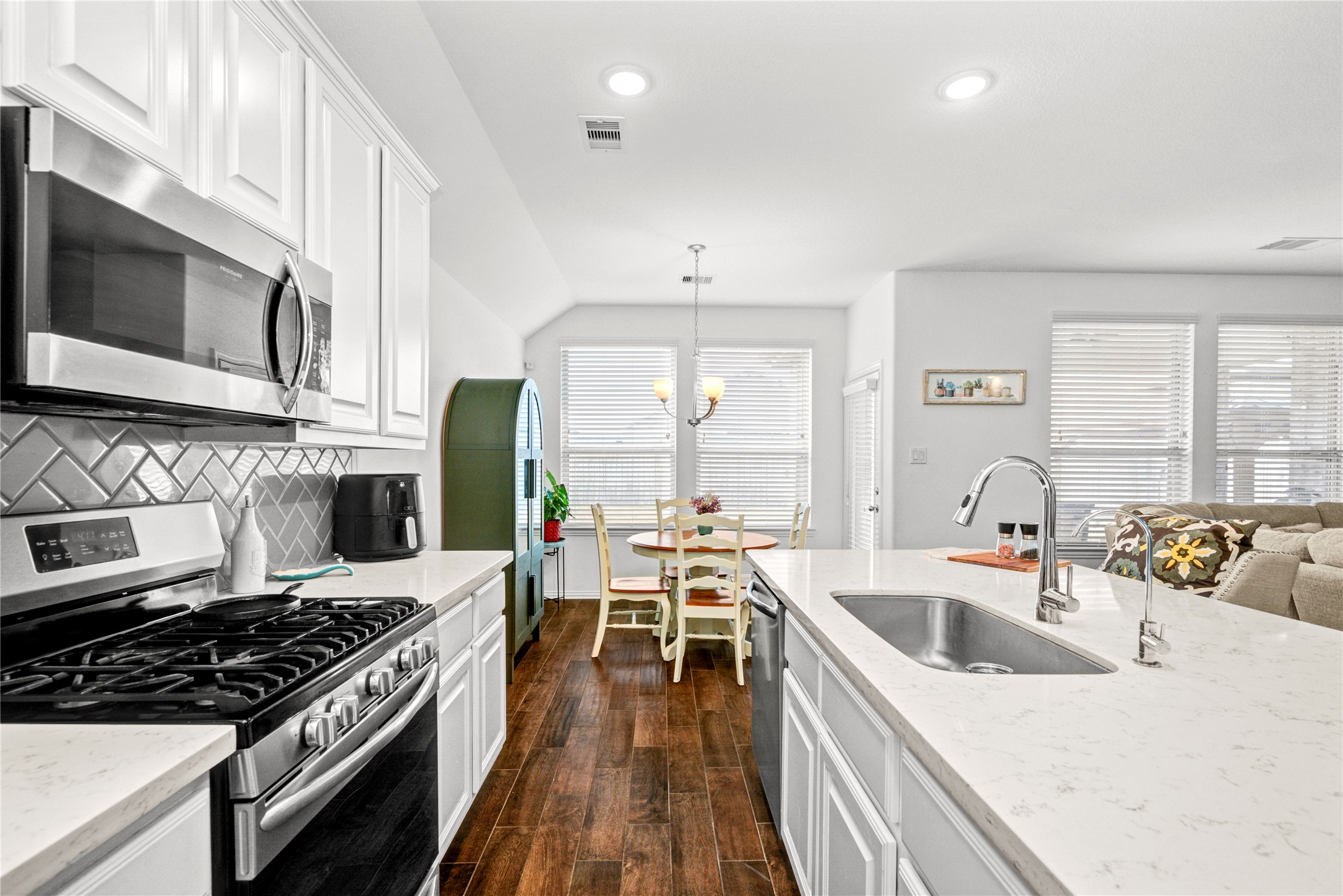 7414 Saddle Tree Drive Spring, TX 77379 - Photo 13 of 34