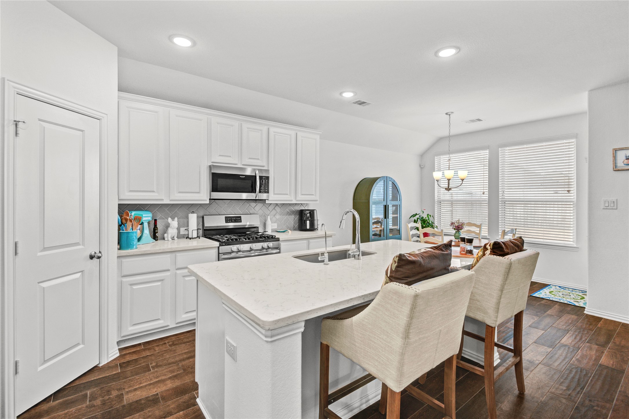 7414 Saddle Tree Drive Spring, TX 77379 - Photo 10 of 34