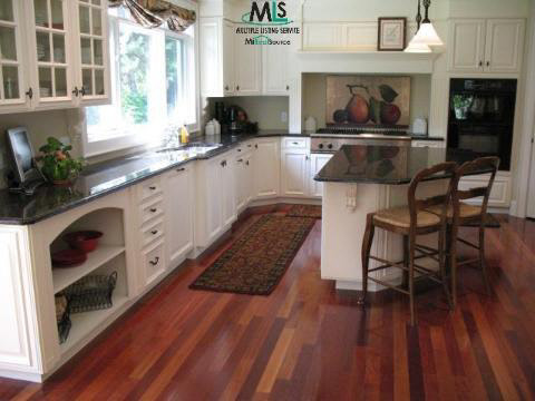 1016 Bishop Road Grosse Pointe, MI 48230 - Photo 4 of 9 854646-3.JPG
