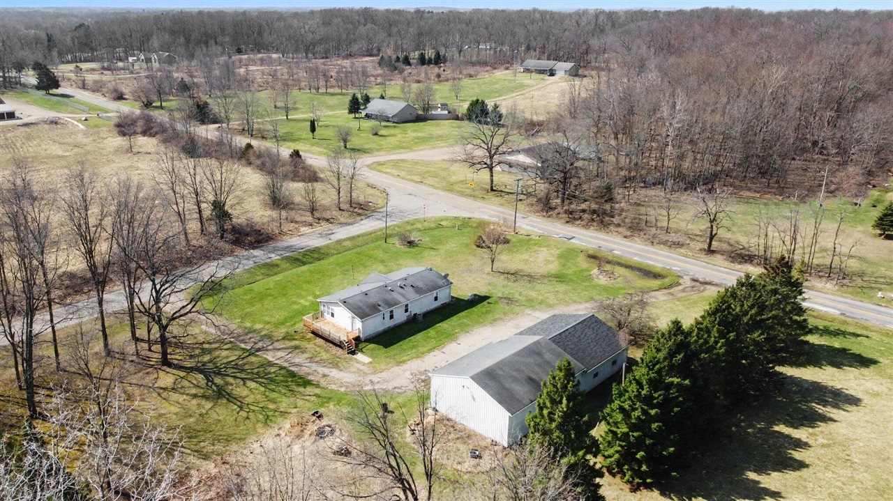 21502 26 Mile Road Olivet, MI 49076 - Photo 25 of 30