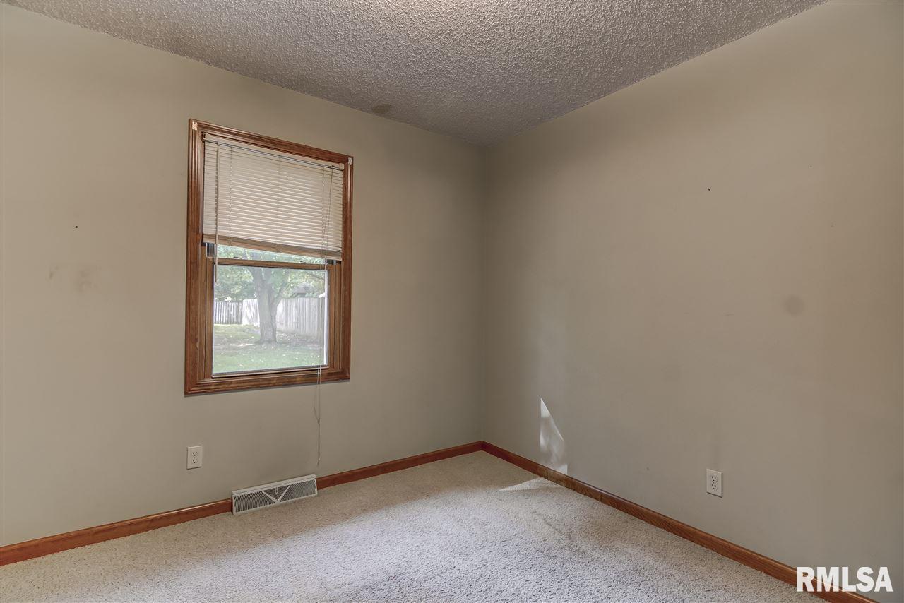 127 Calvin Avenue Springfield, IL 62704 - Photo 26 of 30 Gallery Image 26