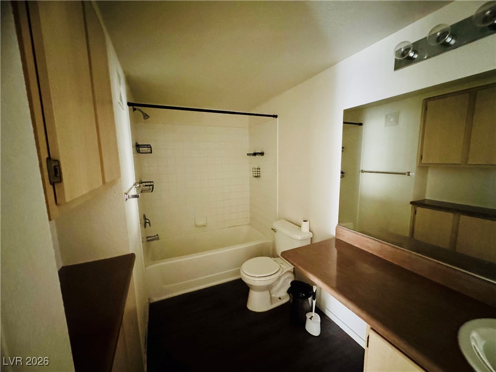 555 East Silverado Ranch Boulevard, Unit 1015 Las Vegas, NV 89183 - Photo 10 of 11