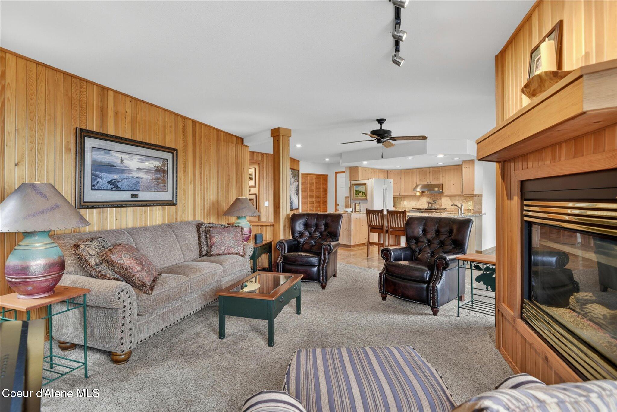 155 Crystal Springs Road, Unit 401 Sandpoint, ID 83864 - Photo 10 of 39 15-126041819