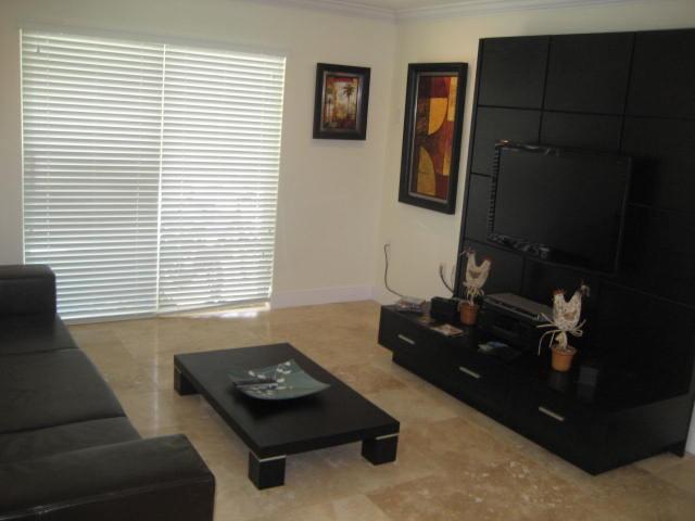 134 Bessie Road Tavernier, FL 33070 - Photo 13 of 26 Downstairs Quarter
