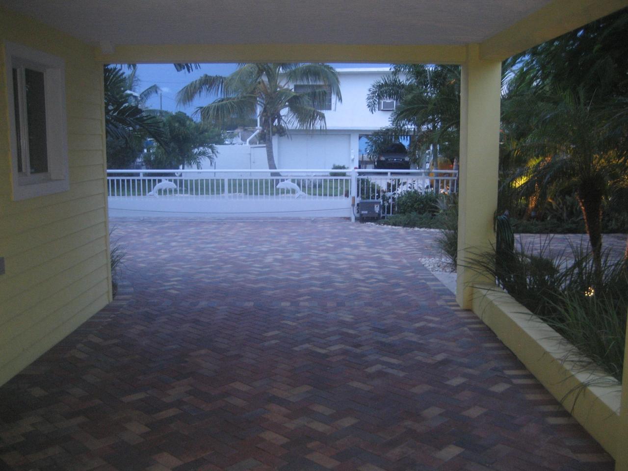134 Bessie Road Tavernier, FL 33070 - Photo 4 of 26 Covered Parking and Paved Driveway