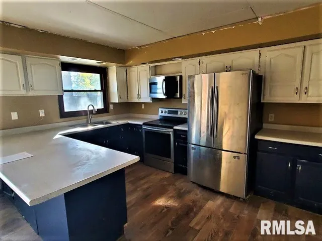 $135,000 | 300 Highland Avenue, Erie, IL 61250