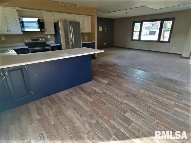 $135,000 | 300 Highland Avenue, Erie, IL 61250