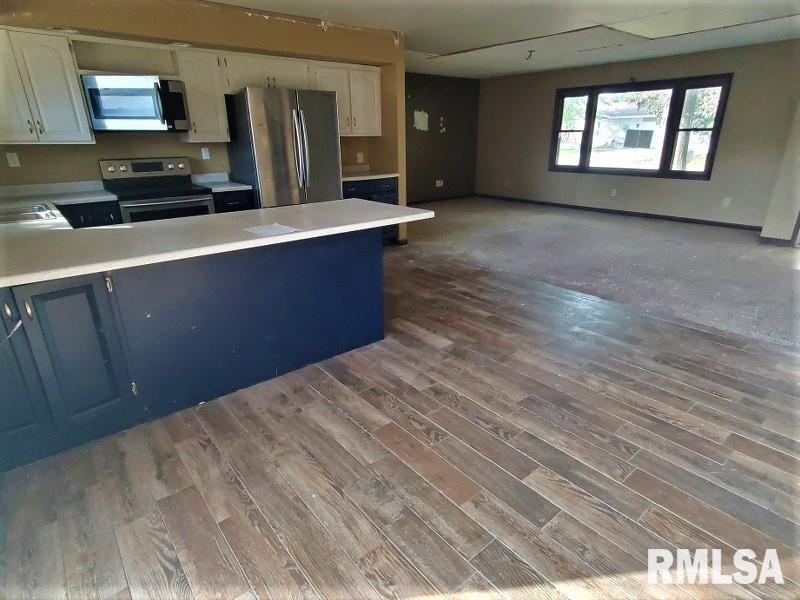 300 Highland Avenue Erie, IL 61250 - Photo 8 of 14