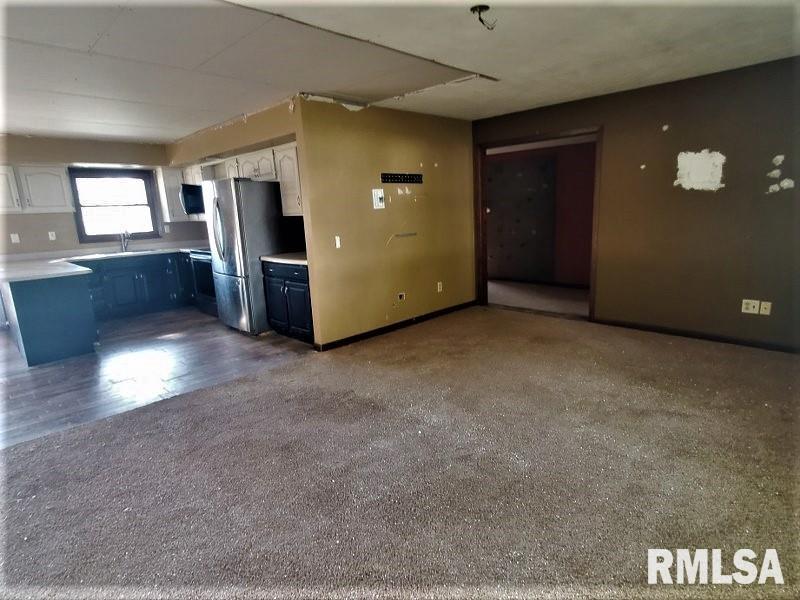 300 Highland Avenue Erie, IL 61250 - Photo 9 of 14