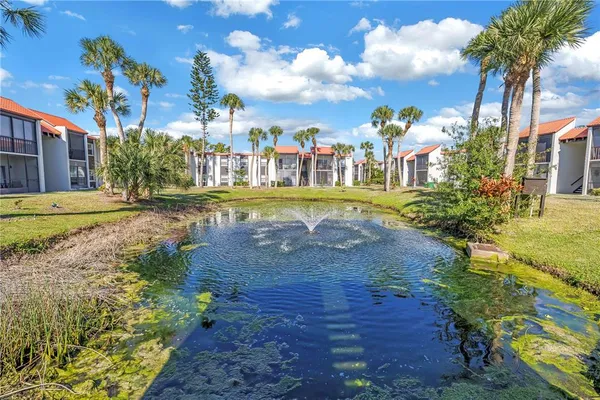 $2,000 | 3269 South Beneva Road, Unit 102, Sarasota, FL 34232