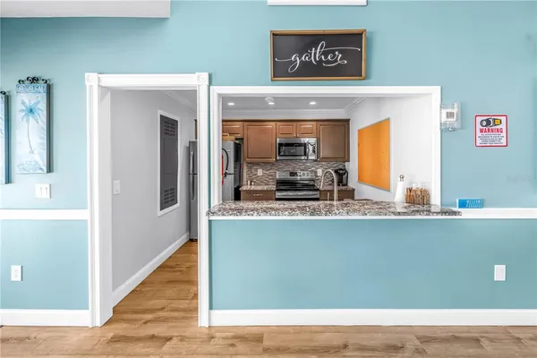 $2,000 | 3269 South Beneva Road, Unit 102, Sarasota, FL 34232