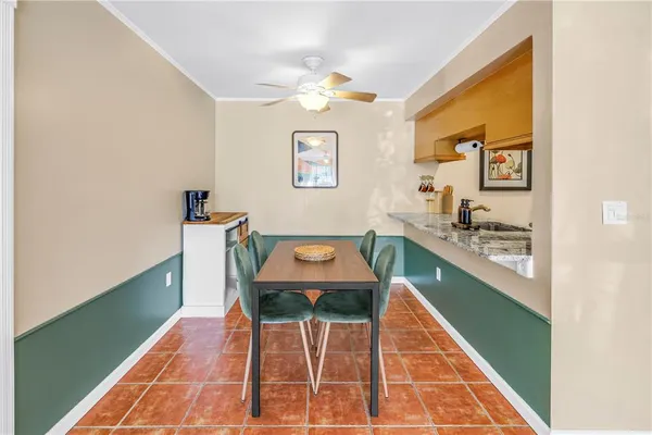 $2,000 | 3269 South Beneva Road, Unit 102, Sarasota, FL 34232