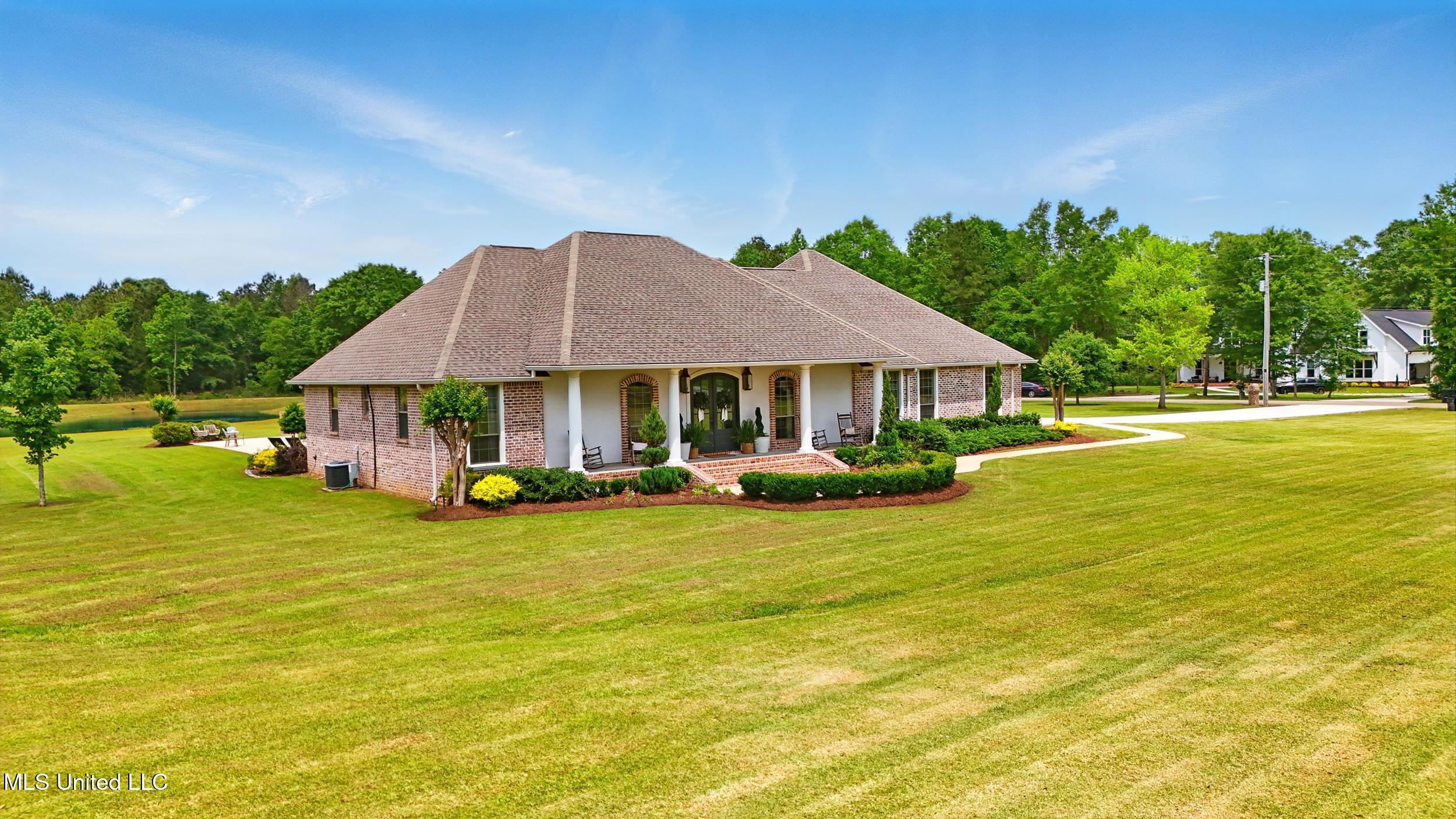 7 Jim Pearson Road Picayune, MS 39466 - Photo 2 of 46 2_outside front leftr