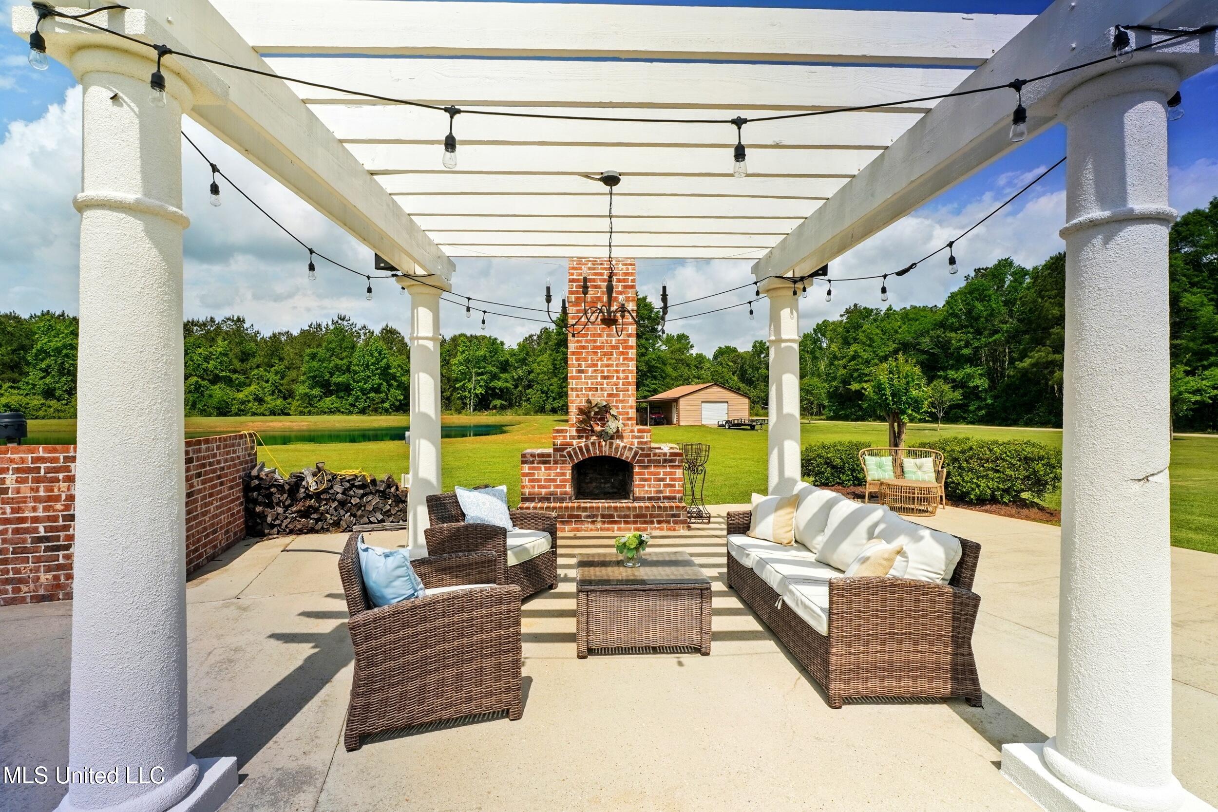 7 Jim Pearson Road Picayune, MS 39466 - Photo 28 of 46 29_outside fireplace 1