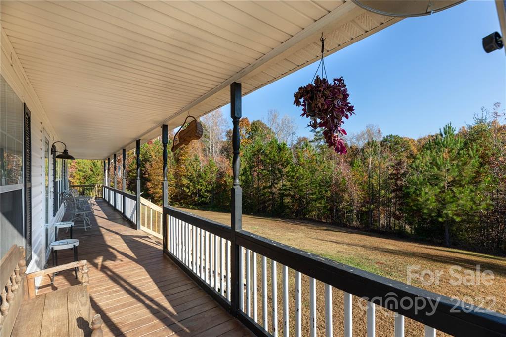 4016 Hoodtown Road Sharon, SC 29742 - Photo 3 of 32 a view of a porch