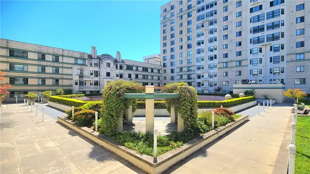 $370,000 | 989 Webster Street, Unit 546, Oakland, CA 94607