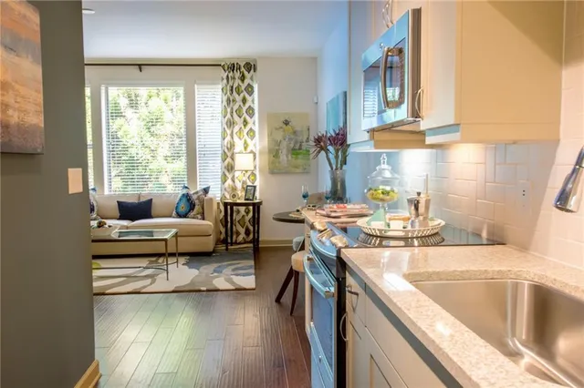 $1,546 | 2420 Peachtree Road Northwest, Unit 1122, Atlanta, GA 30305