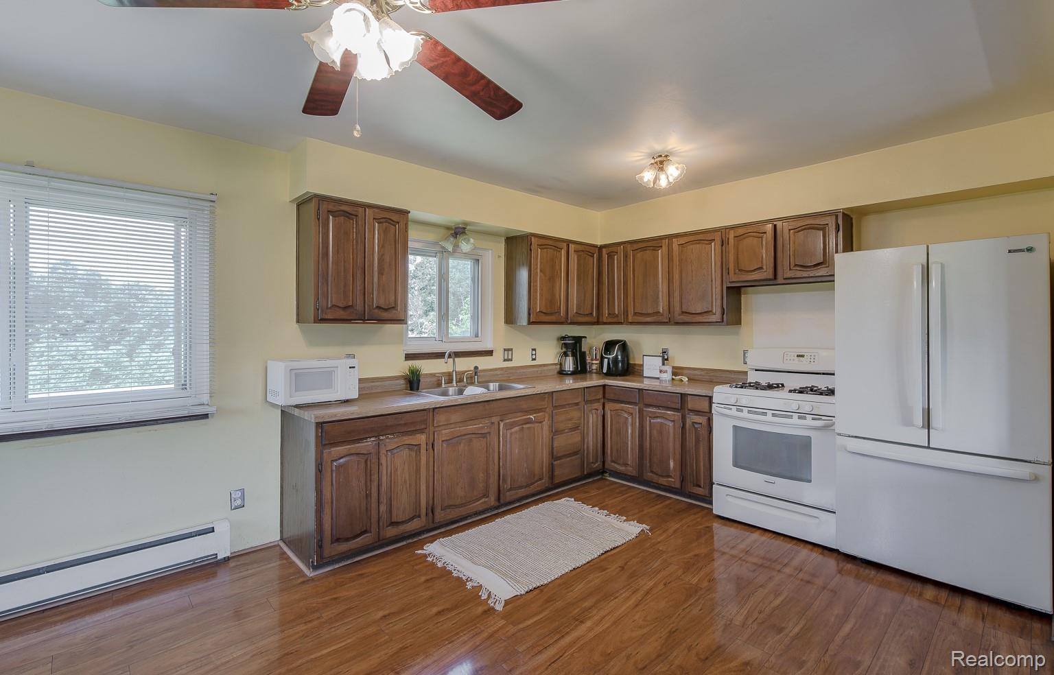 9635 South Ortonville Road Clarkston, MI 48348 - Photo 6 of 28