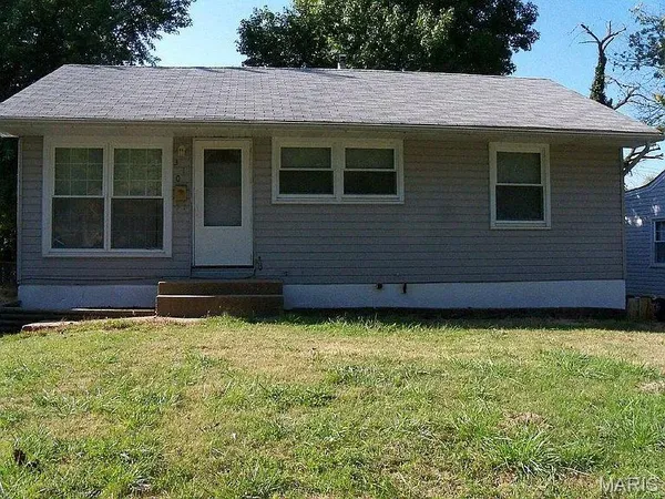 $105,000 | 310 Midlothian Road, St. Louis, MO 63137