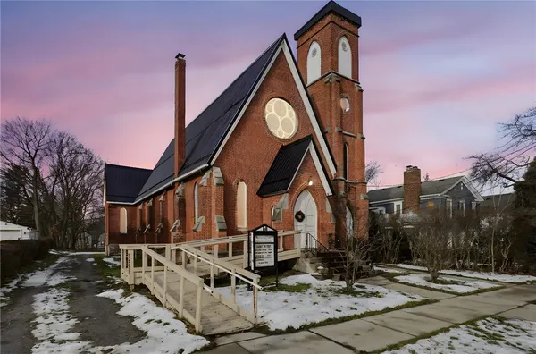 $292,000 | 56 Main Street, Royalton, NY 14105