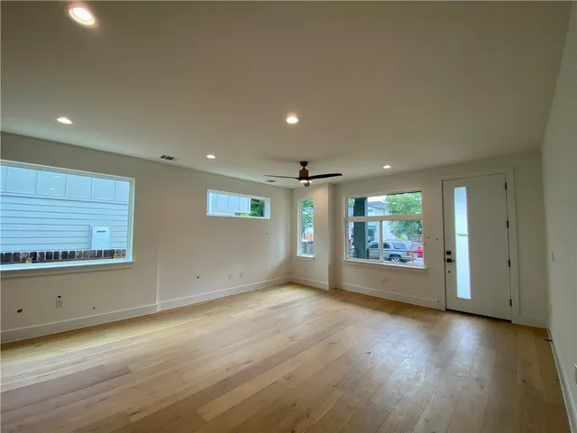 $4,000 | 1118 Omega Avenue, Austin, TX 78721