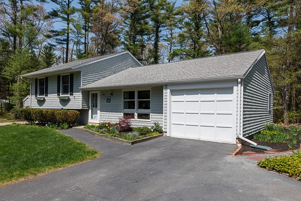 77 Union Bridge Road Duxbury, MA 02332 - Photo 1 of 24 Gallery Image 1