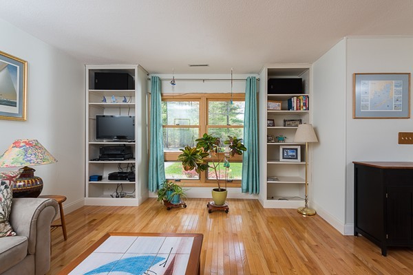 77 Union Bridge Road Duxbury, MA 02332 - Photo 5 of 24 Gallery Image 5