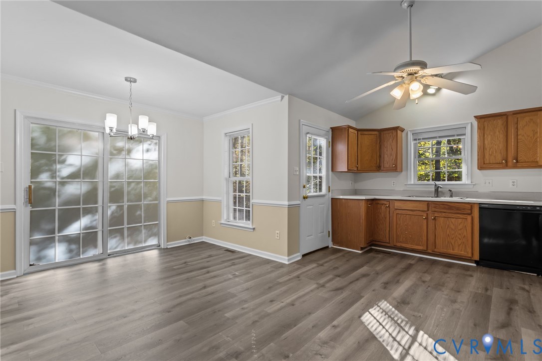 5329 Meadoway Road North Chesterfield, VA 23234 - Photo 6 of 18 Kitchen eat-in area with brand new sliding glass d