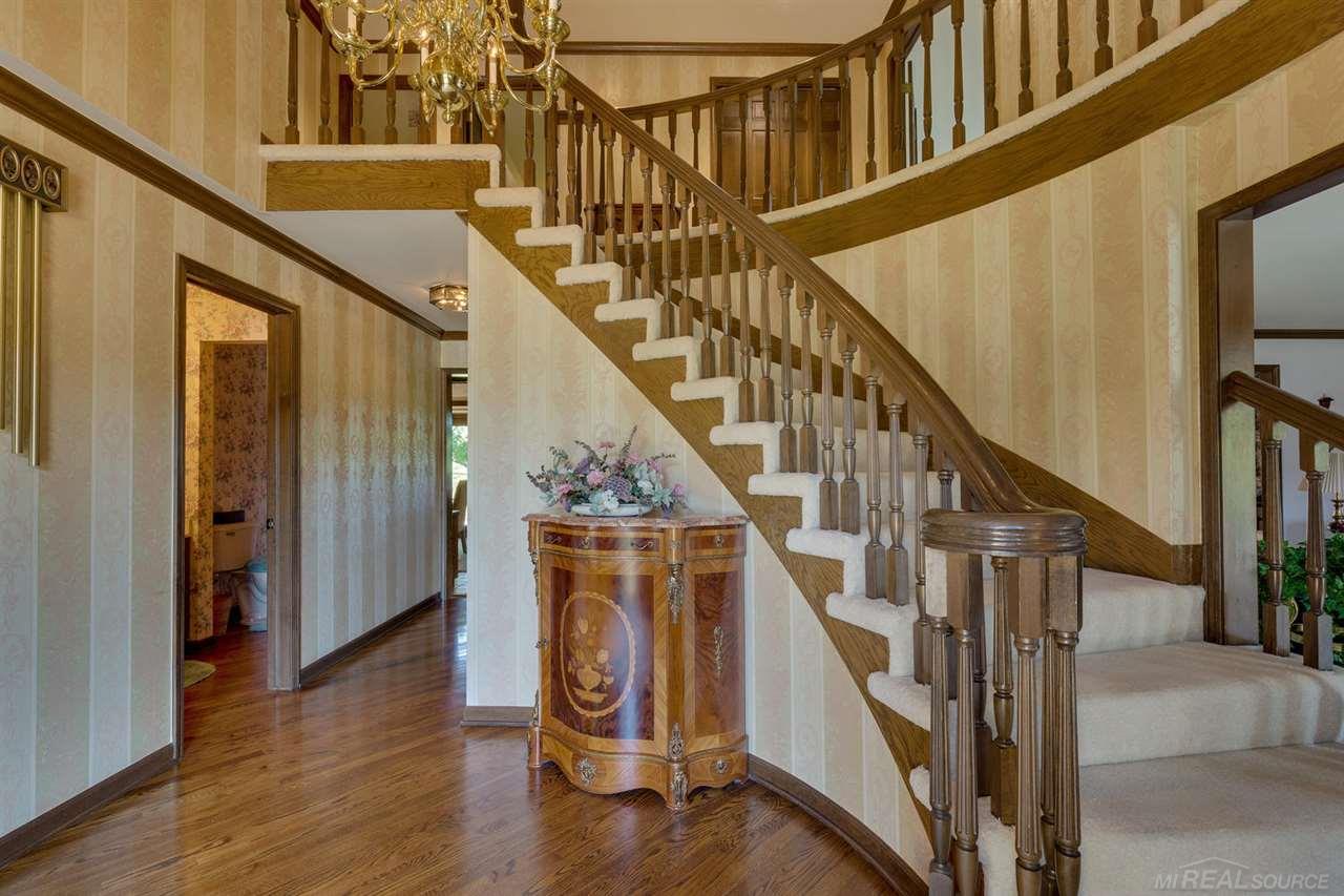 3026 Quail Ridge Circle Rochester Hills, MI 48309 - Photo 2 of 55