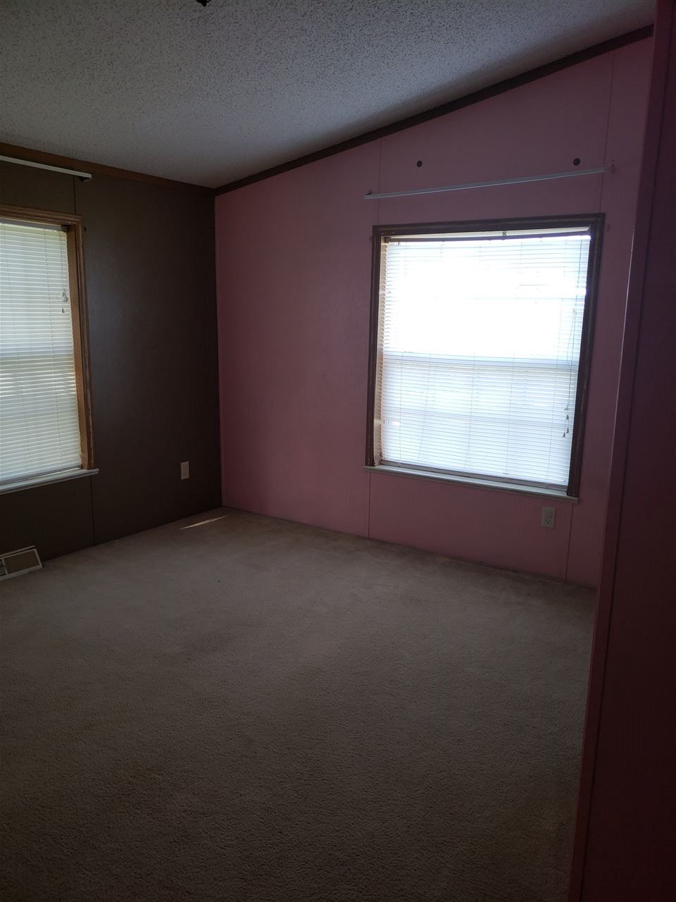 1320 North County Line Road Wheeler, MI 48662 - Photo 12 of 15 1850412-11.JPG