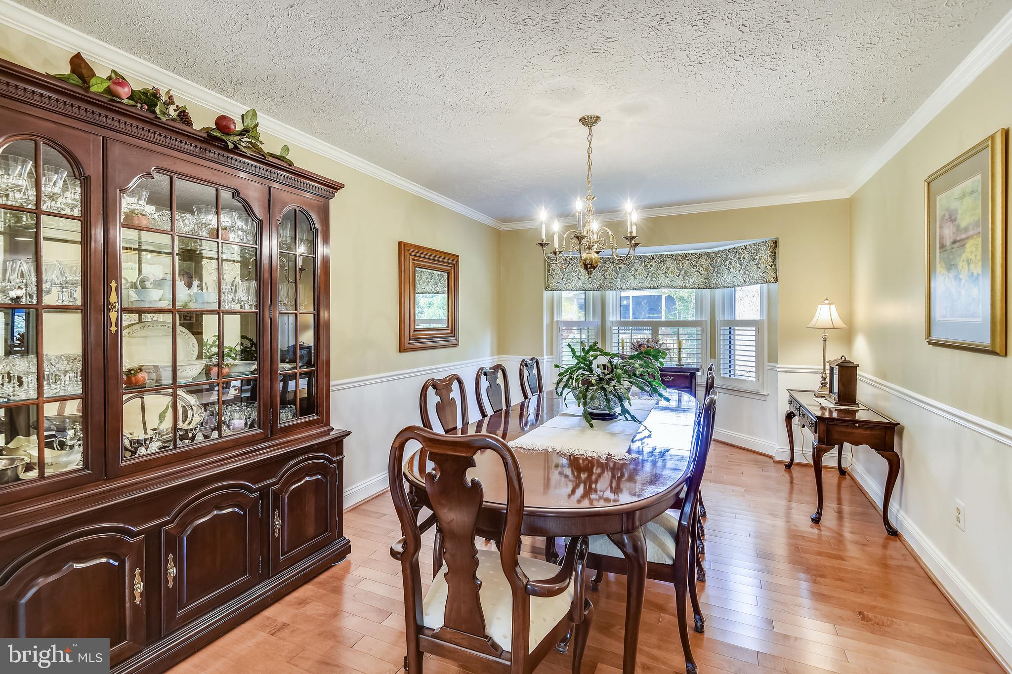 252 Charring Court Riva, MD 21140 - Photo 20 of 57 Bump out in dining room