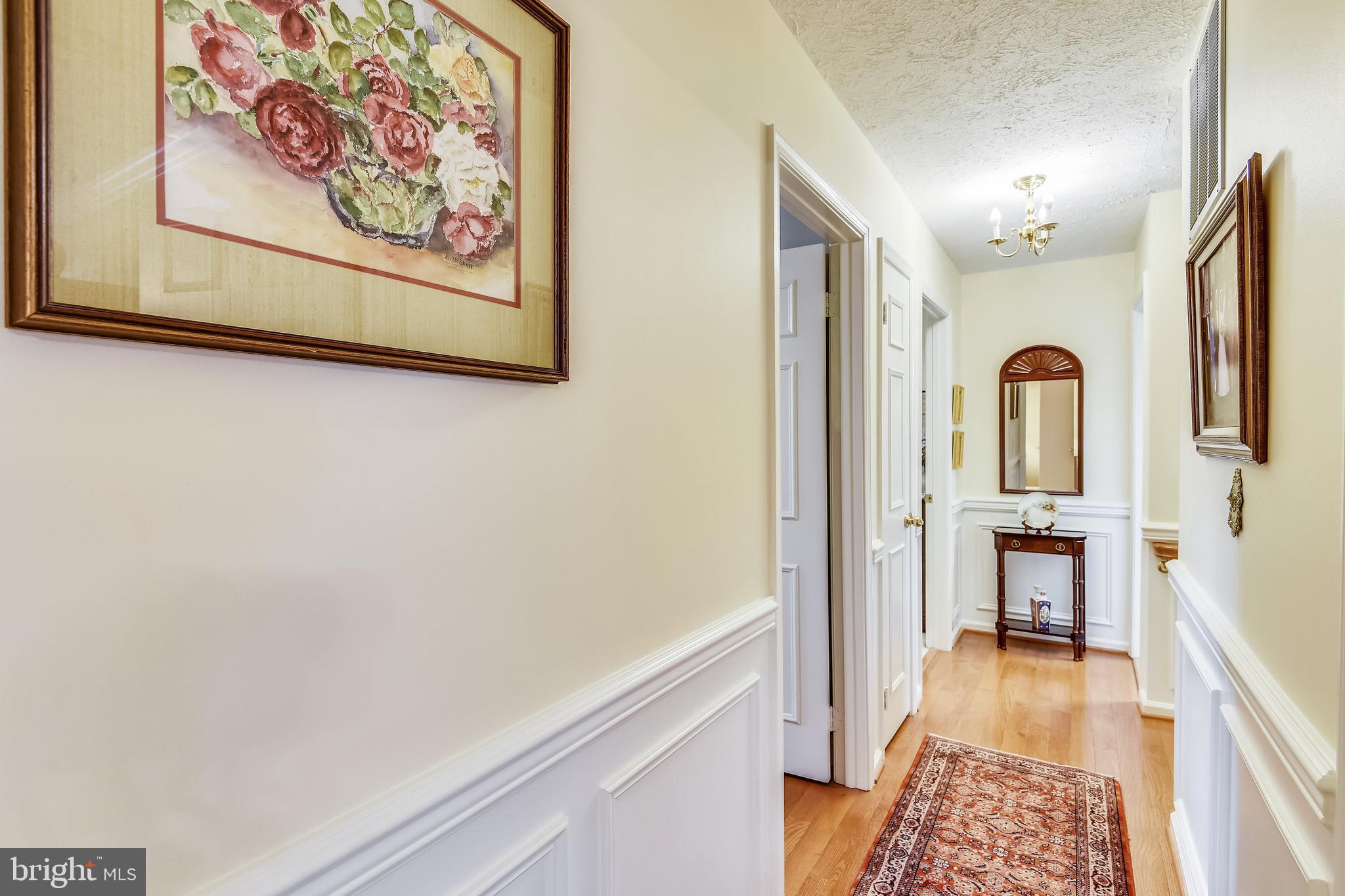 252 Charring Court Riva, MD 21140 - Photo 27 of 57 Upstairs hallway with classical molding
