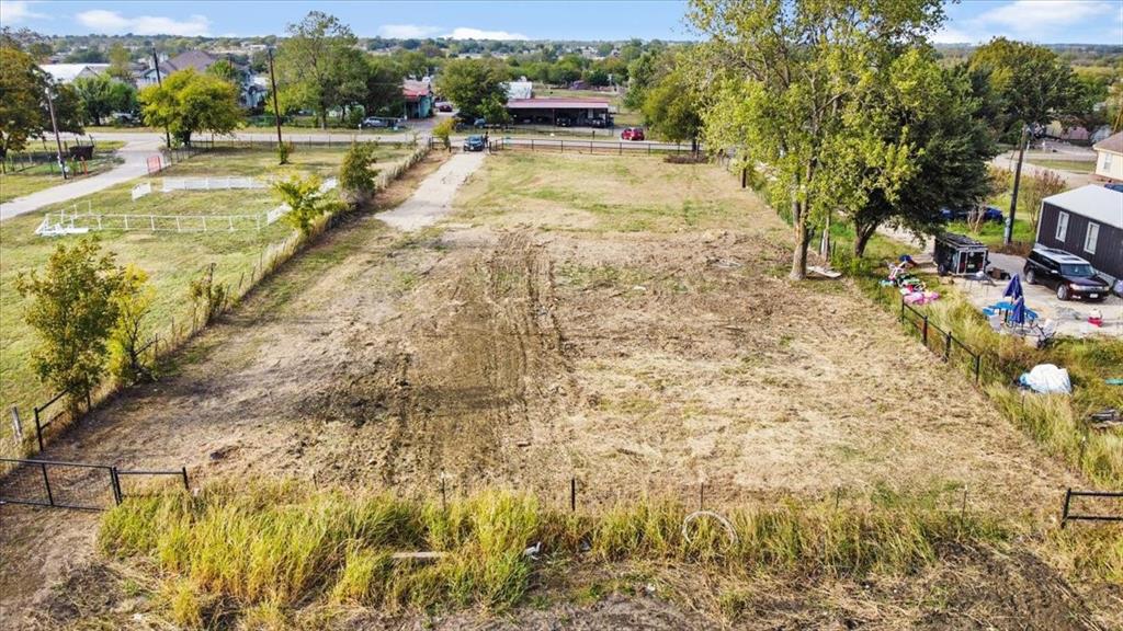 8928 Johns Road Alvarado, TX 76009 - Photo 2 of 20