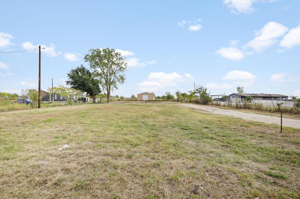 8928 Johns Road Alvarado, TX 76009 - Photo 5 of 20