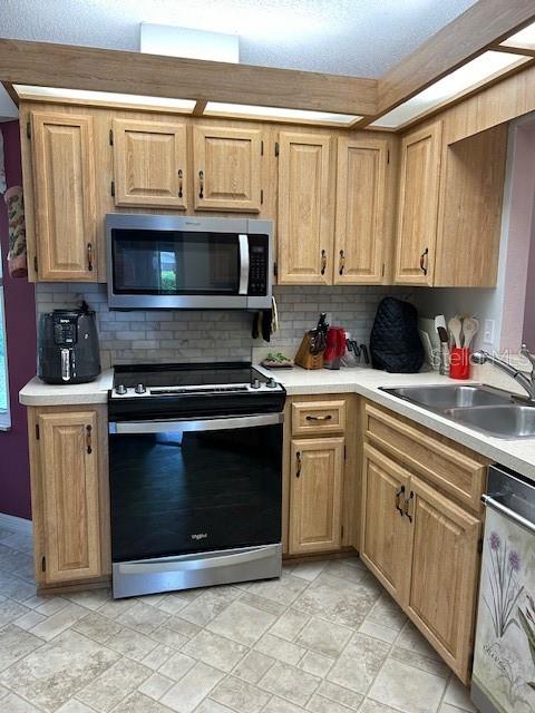 8579 Southwest 116th Lane Road Ocala, FL 34481 - Photo 13 of 71 Gallery Image 13