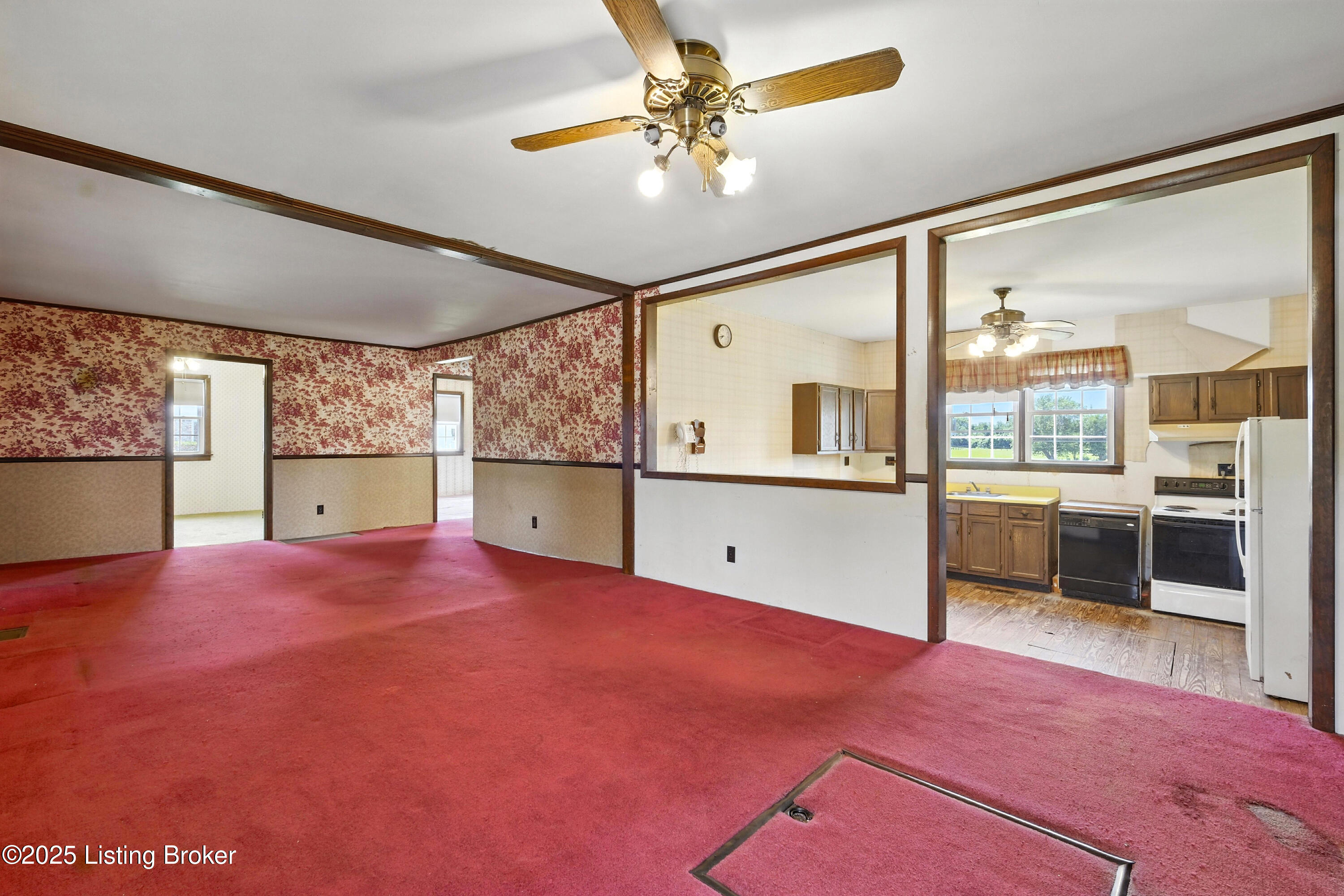 4900 Hopewell Road Louisville, KY 40299 - Photo 9 of 27 10_4900hopewell_louisvillerealestatemedi