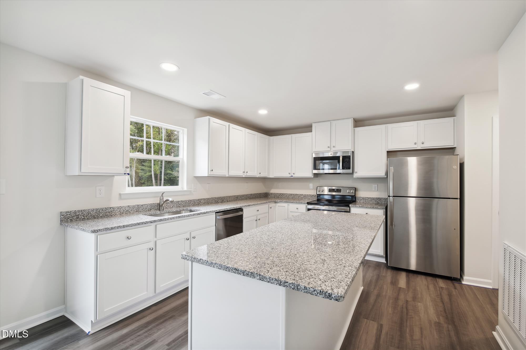 1409 Porchlight Court Raleigh, NC 27603 - Photo 4 of 19 Summit -kitchen