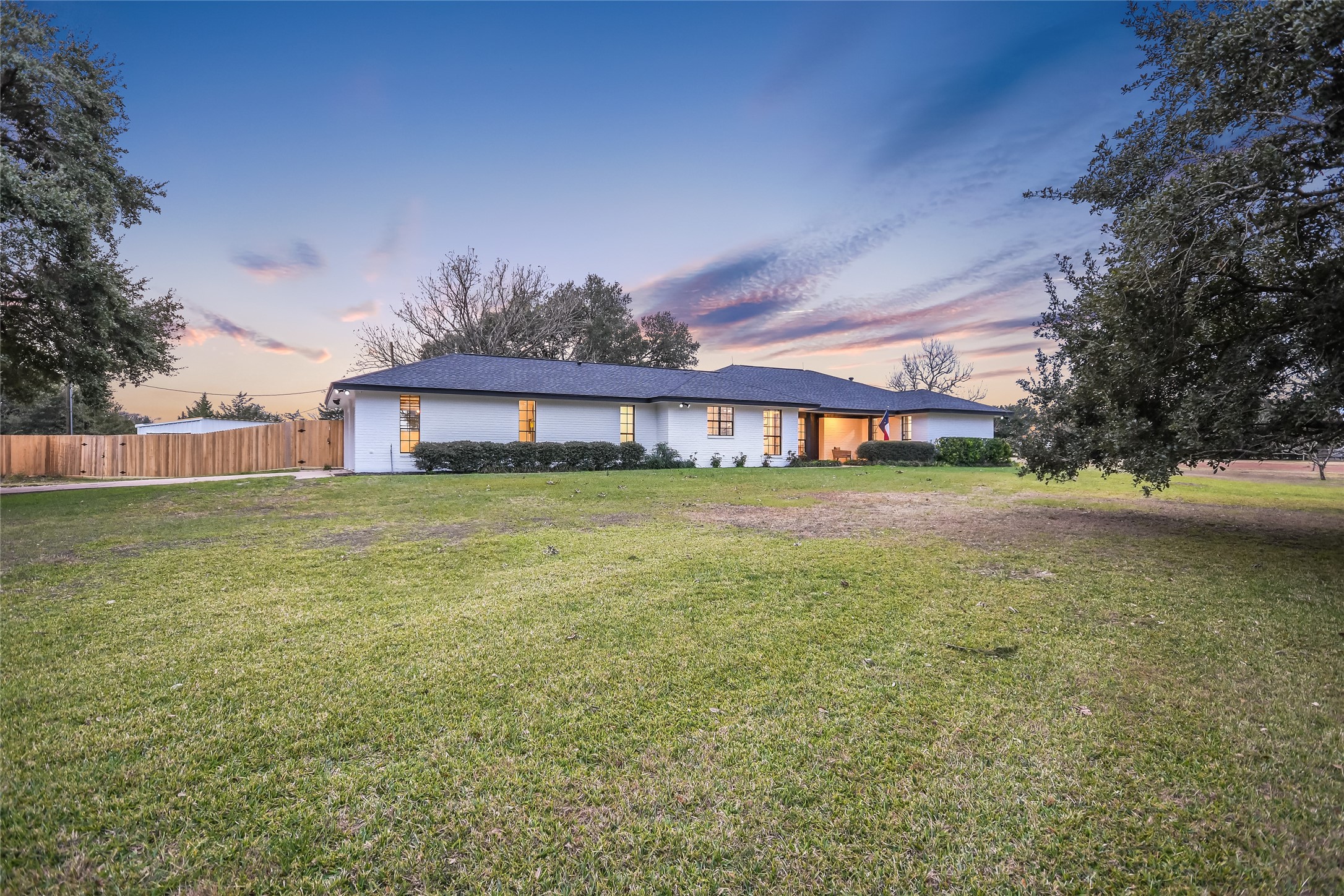 Ranch style home on 1.4 acres in Shelby, TX! Just 9 miles to Round Top!
