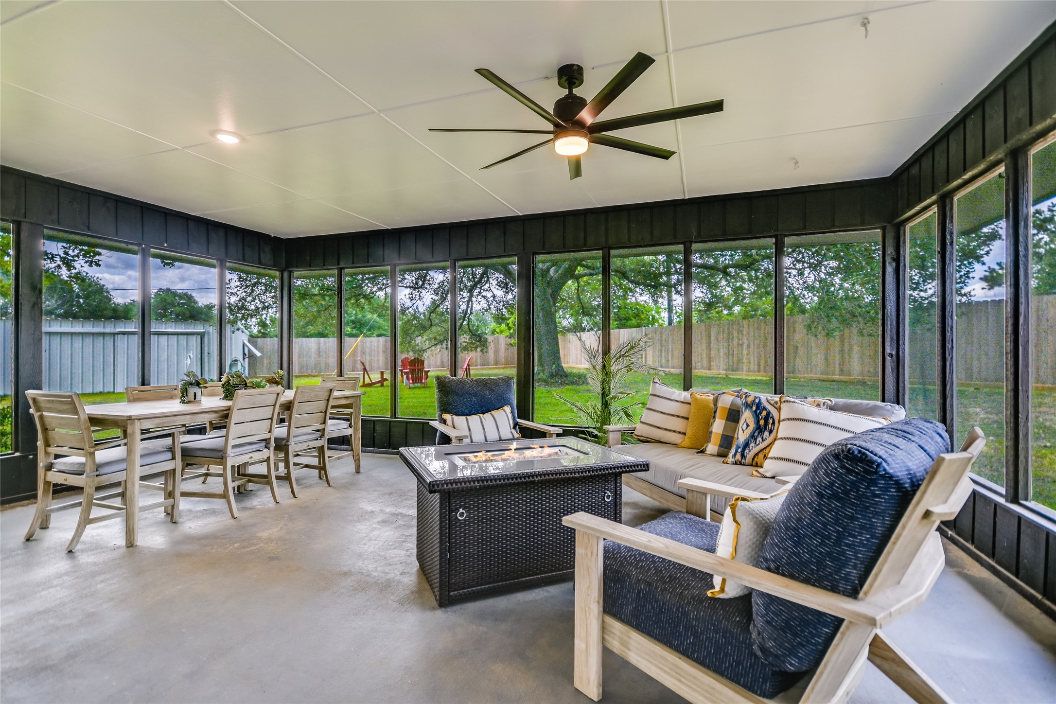 6569 Cutoff Road Fayetteville, TX 78940 - Photo 25 of 34
