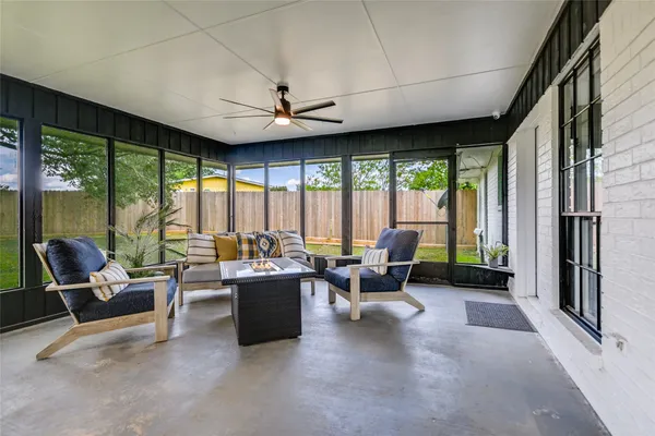 $625,000 | 6569 Cutoff Road, Fayetteville, TX 78940