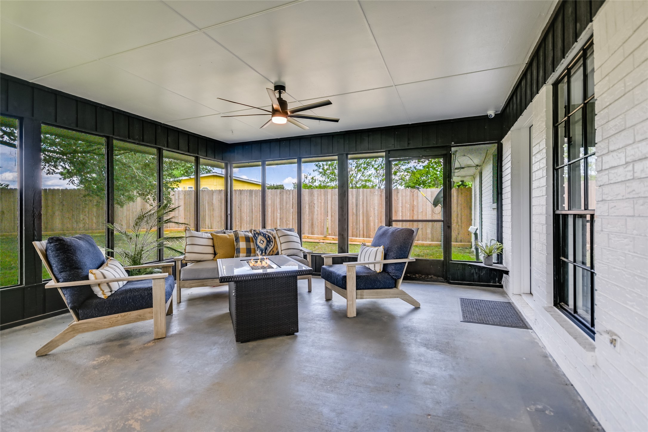 6569 Cutoff Road Fayetteville, TX 78940 - Photo 26 of 34