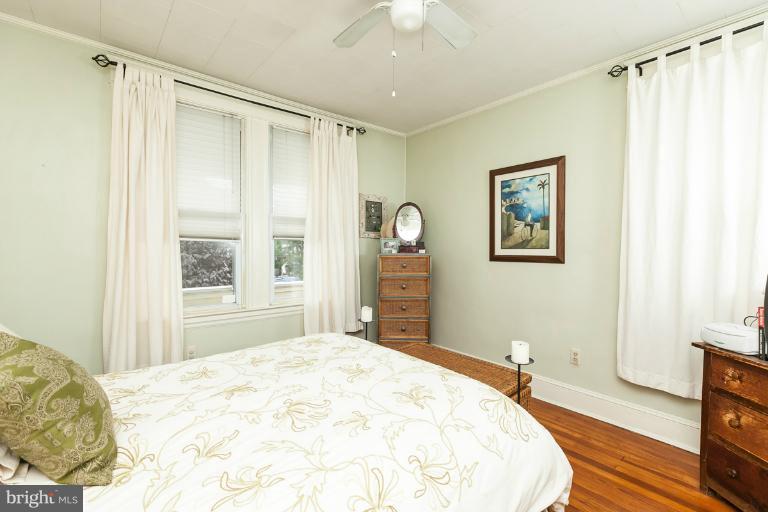906 Overbrook Road Baltimore, MD 21239 - Photo 12 of 27 Bedroom (Master)
