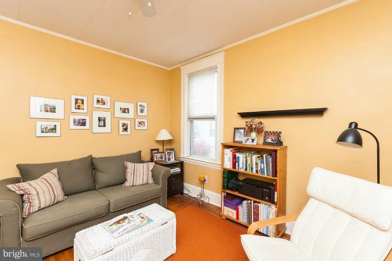 906 Overbrook Road Baltimore, MD 21239 - Photo 13 of 27 Main Level Bedroom/Office