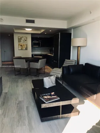 $599,000 | 45 Southwest 9th Street, Unit 2004, Miami, FL 33130