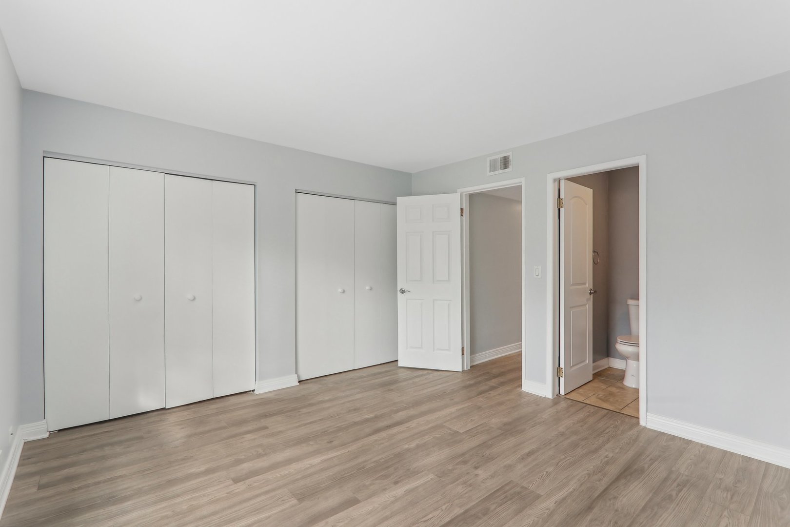 148 Green Bay Road, Unit 1 Glencoe, IL 60022 - Photo 13 of 21 Gallery Image 13