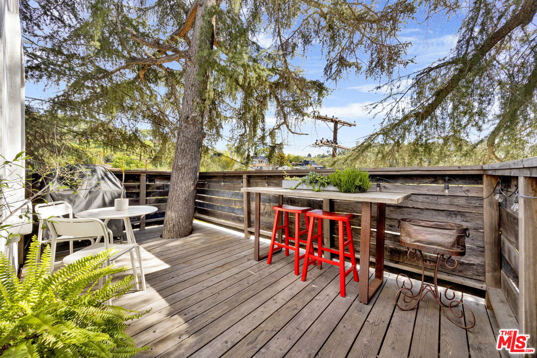 2021 Rome Drive Los Angeles, CA 90065 - Photo 15 of 57