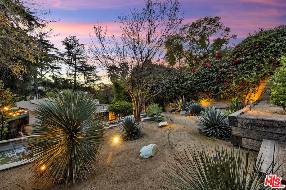 2021 Rome Drive Los Angeles, CA 90065 - Photo 7 of 57
