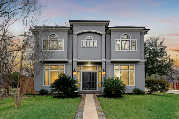 $1,150,000 | 5519 Newcastle Street, Bellaire, TX 77401