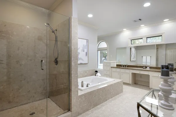 $1,150,000 | 5519 Newcastle Street, Bellaire, TX 77401