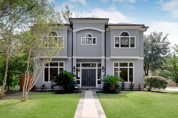 $1,150,000 | 5519 Newcastle Street, Bellaire, TX 77401